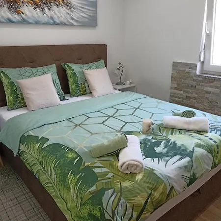Апартаменты Apartman Lara *