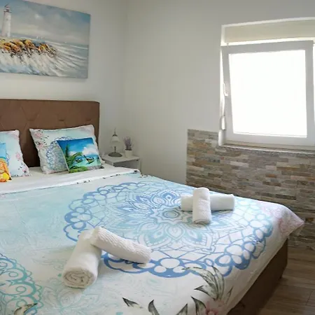 Апартаменты Apartman Lara